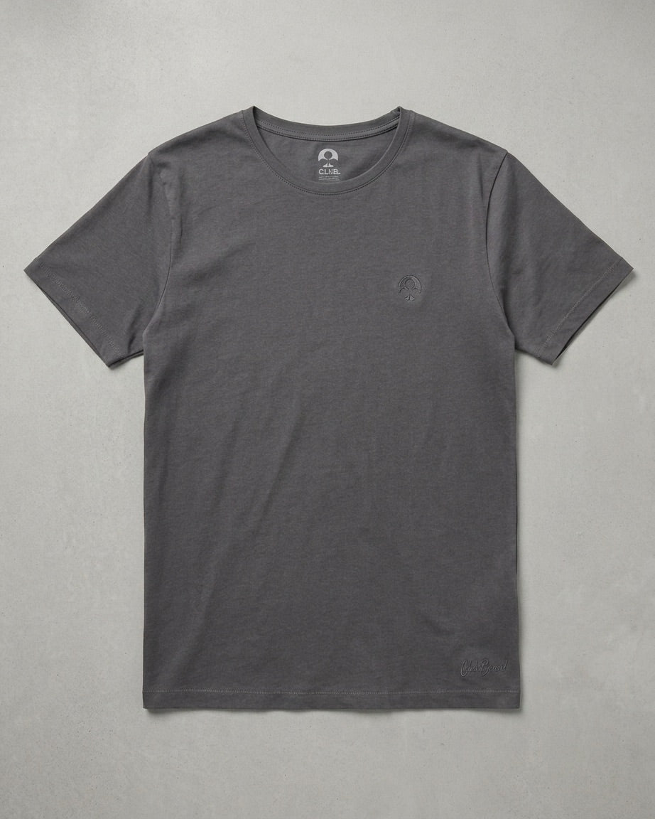 ESSENTIAL 02